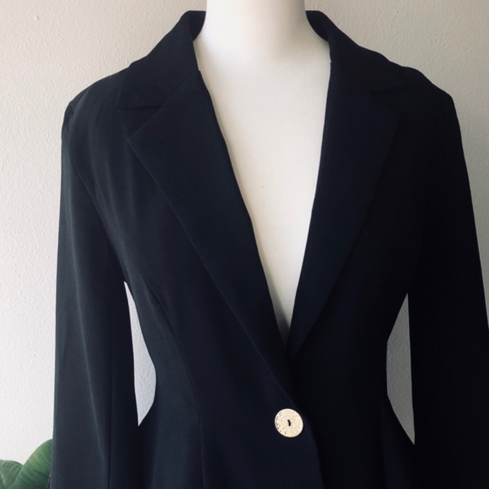 LAST ONE! Peplum Button Blazer in Black - Picture 2 of 4